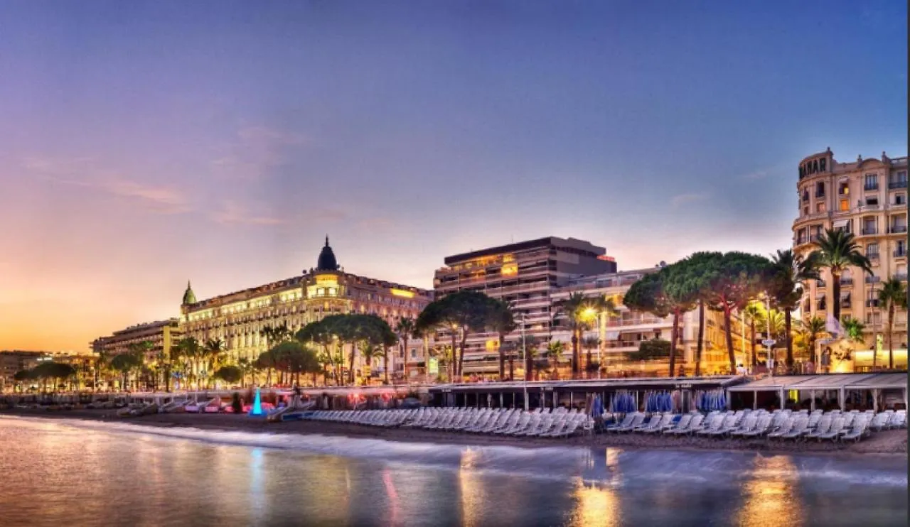 Apartment Superbe 120M2 Au Suquet - Property With Style Cannes France
