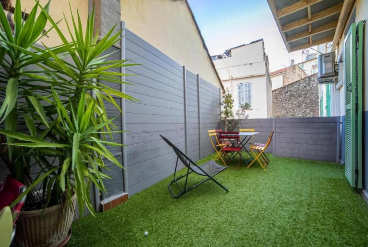 Apartment Superbe 120M2 Au Suquet - Property With Style Cannes France