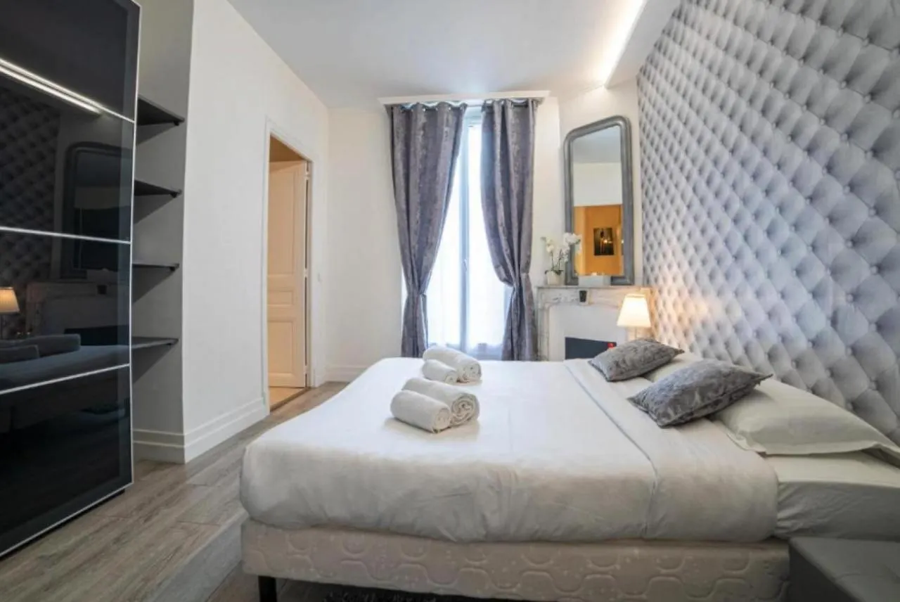 Apartment Superbe 120M2 Au Suquet - Property With Style Cannes France