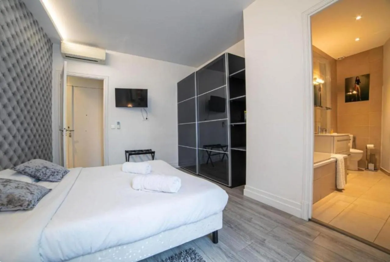Apartment Superbe 120M2 Au Suquet - Property With Style Cannes